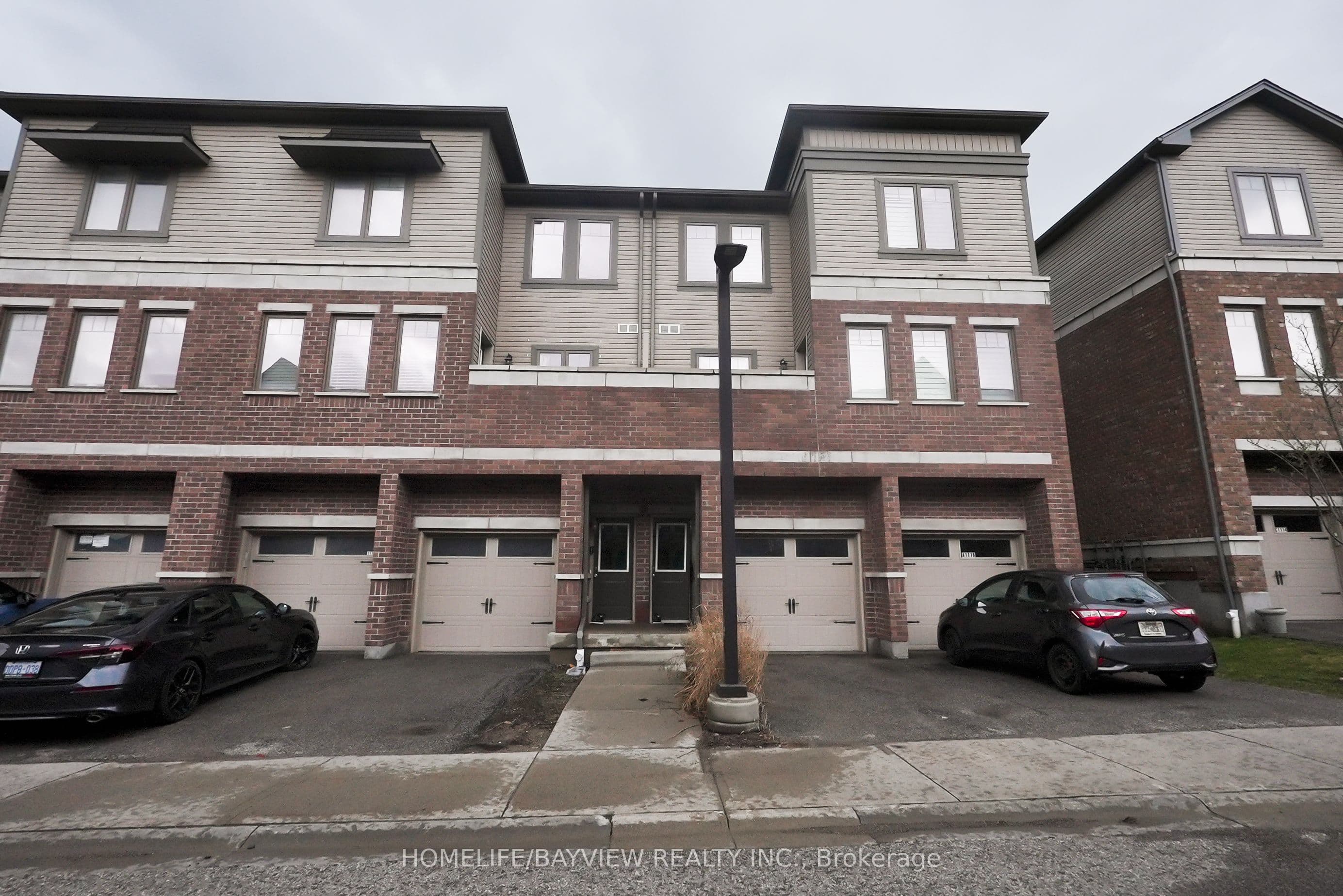 Unit B1 70 Willowrun Drive photo 1