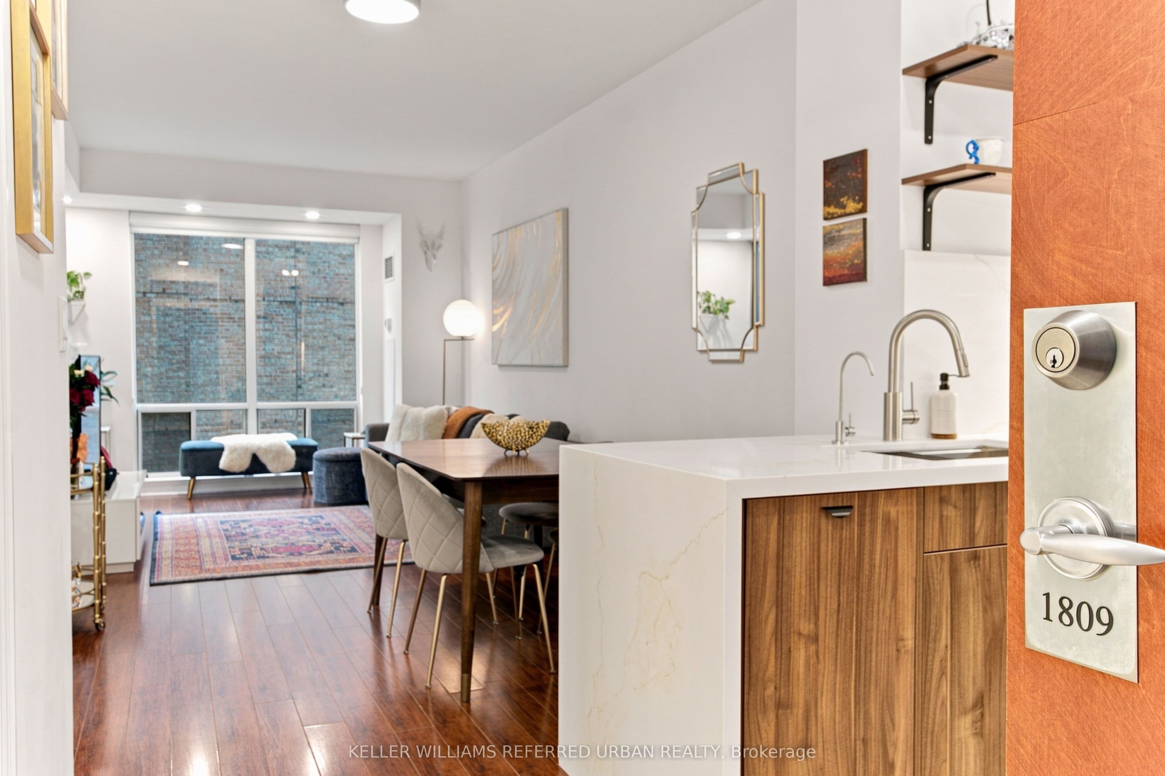 Unit 1809 300 Bloor Street photo 1