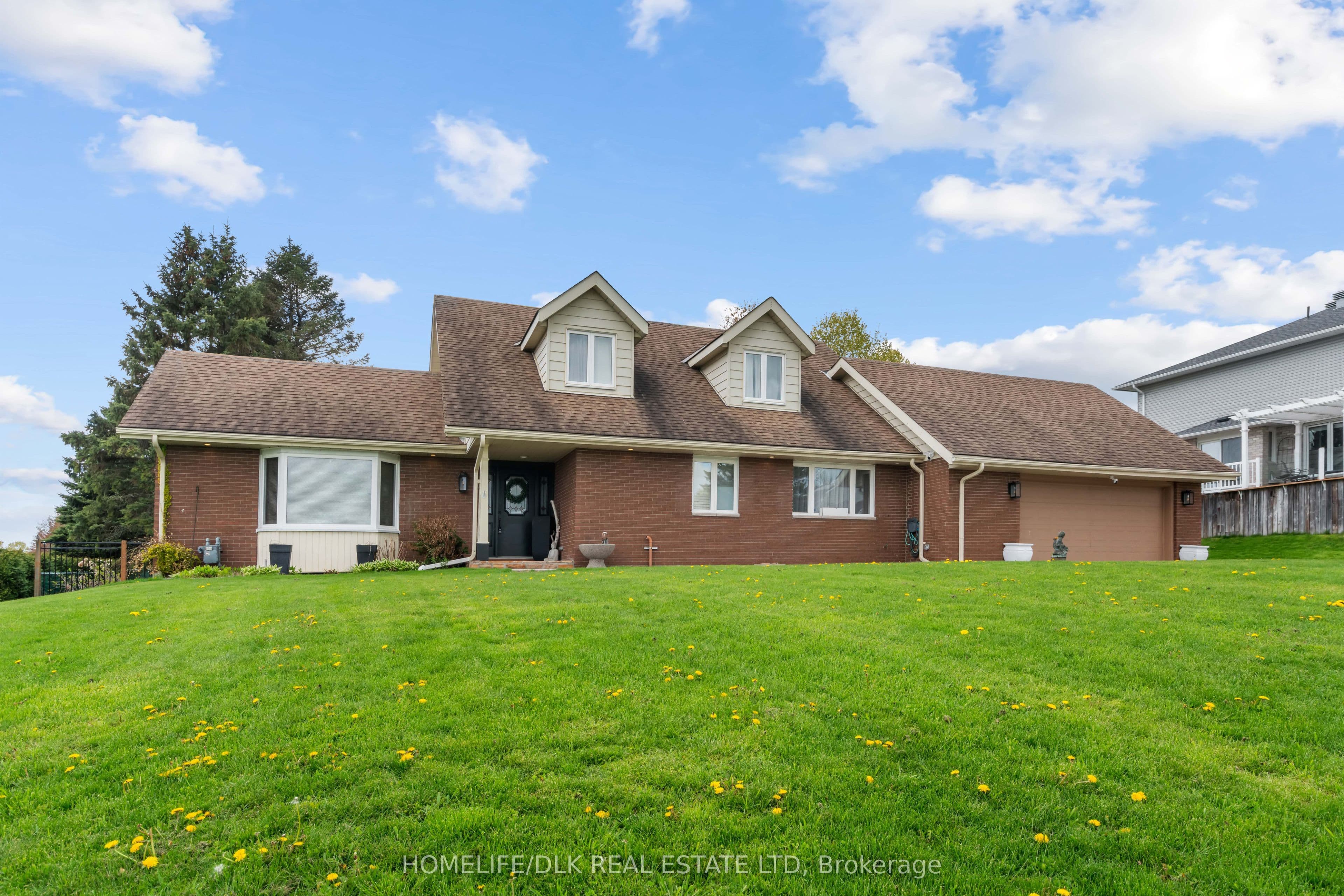 1102 Burnside Drive photo 1