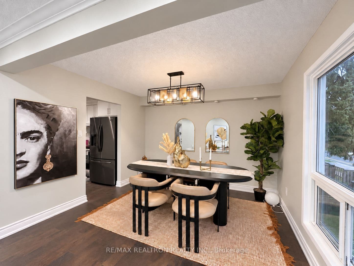 Unit 22 646 Village Parkway photo 1