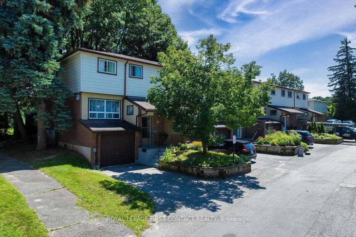 Unit I7 63 Ferris Lane photo 1