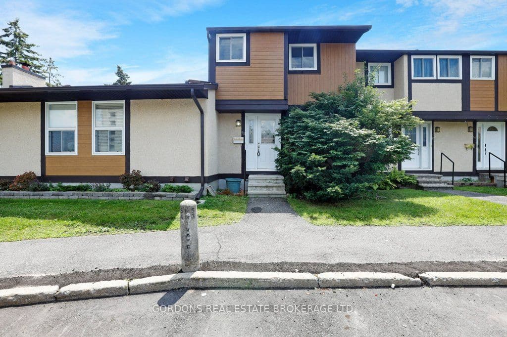 Unit 53 3322 Uplands Drive photo 1