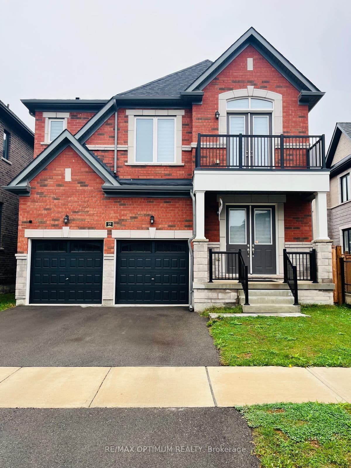 19 Gatherwood Terrace photo 1