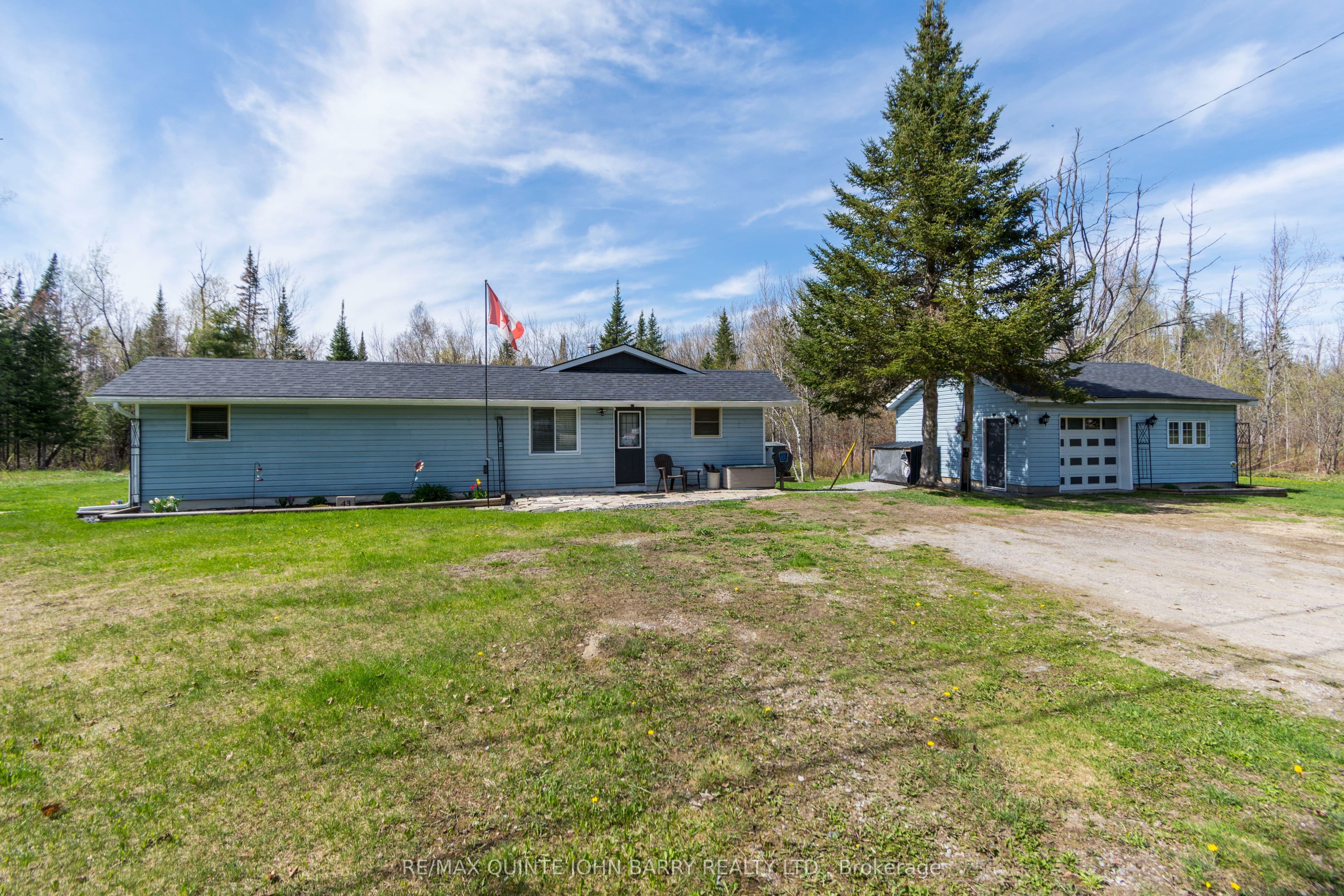 43 Stoney Settlement Road photo 1