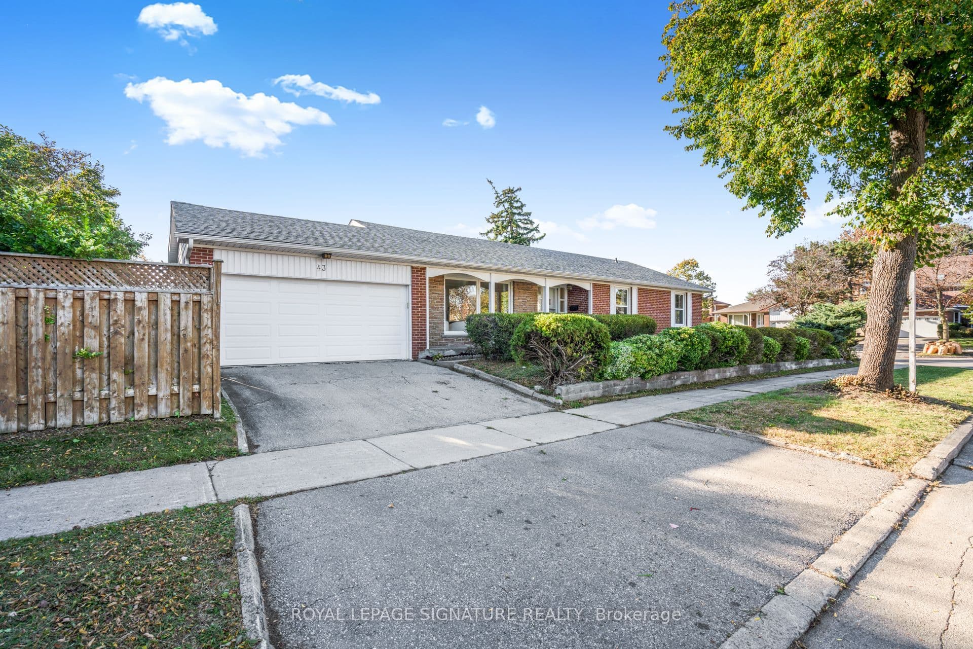 43 Kathrose Drive photo 1