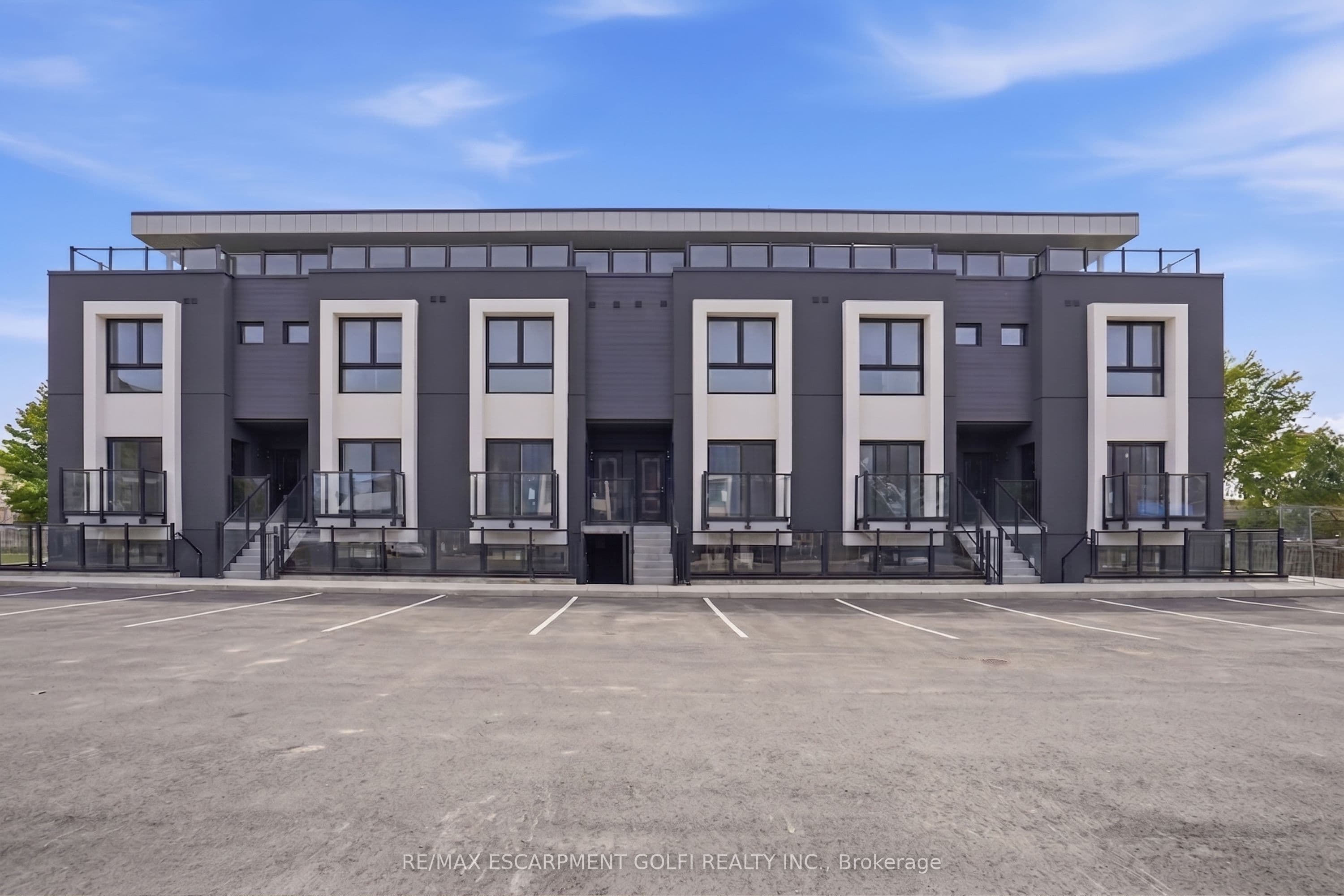 Unit 311 6638 MCLEOD Road photo 1