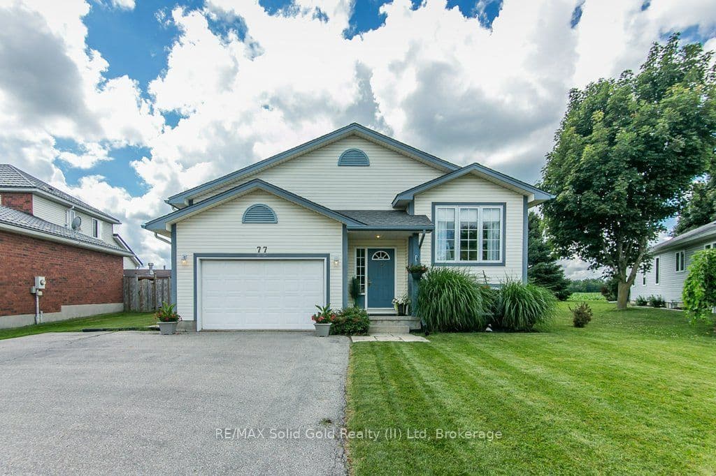 77 Lawrence Street photo 1
