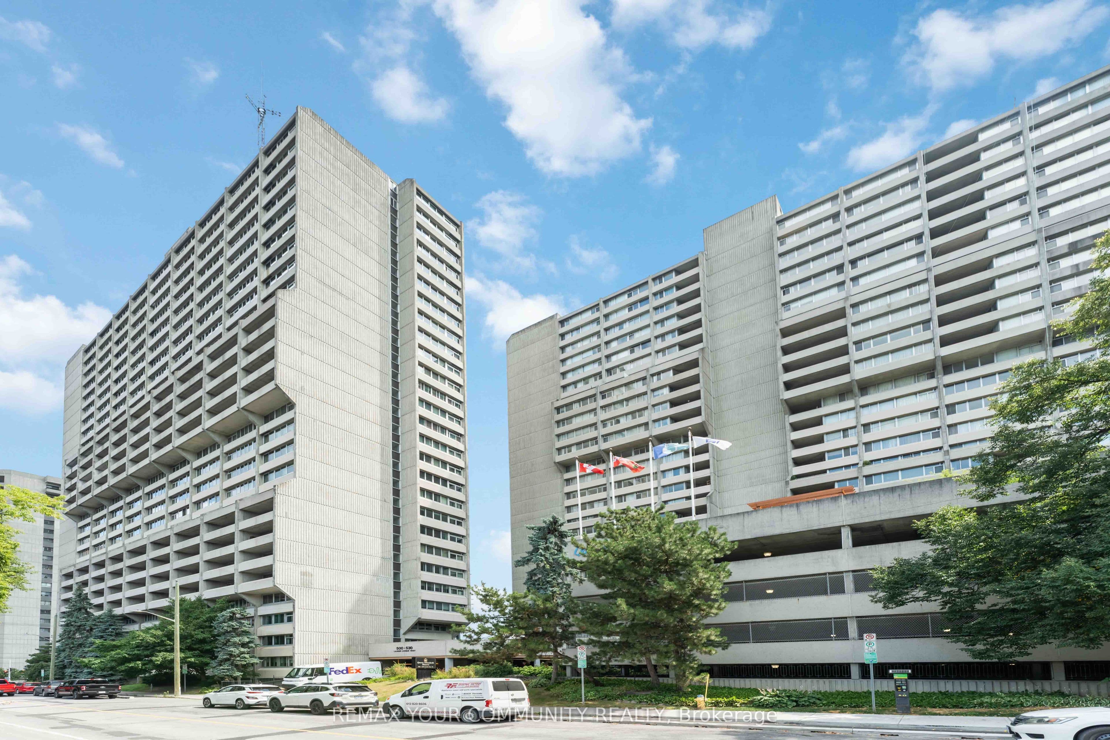 Unit 608 500 Laurier Avenue photo 1