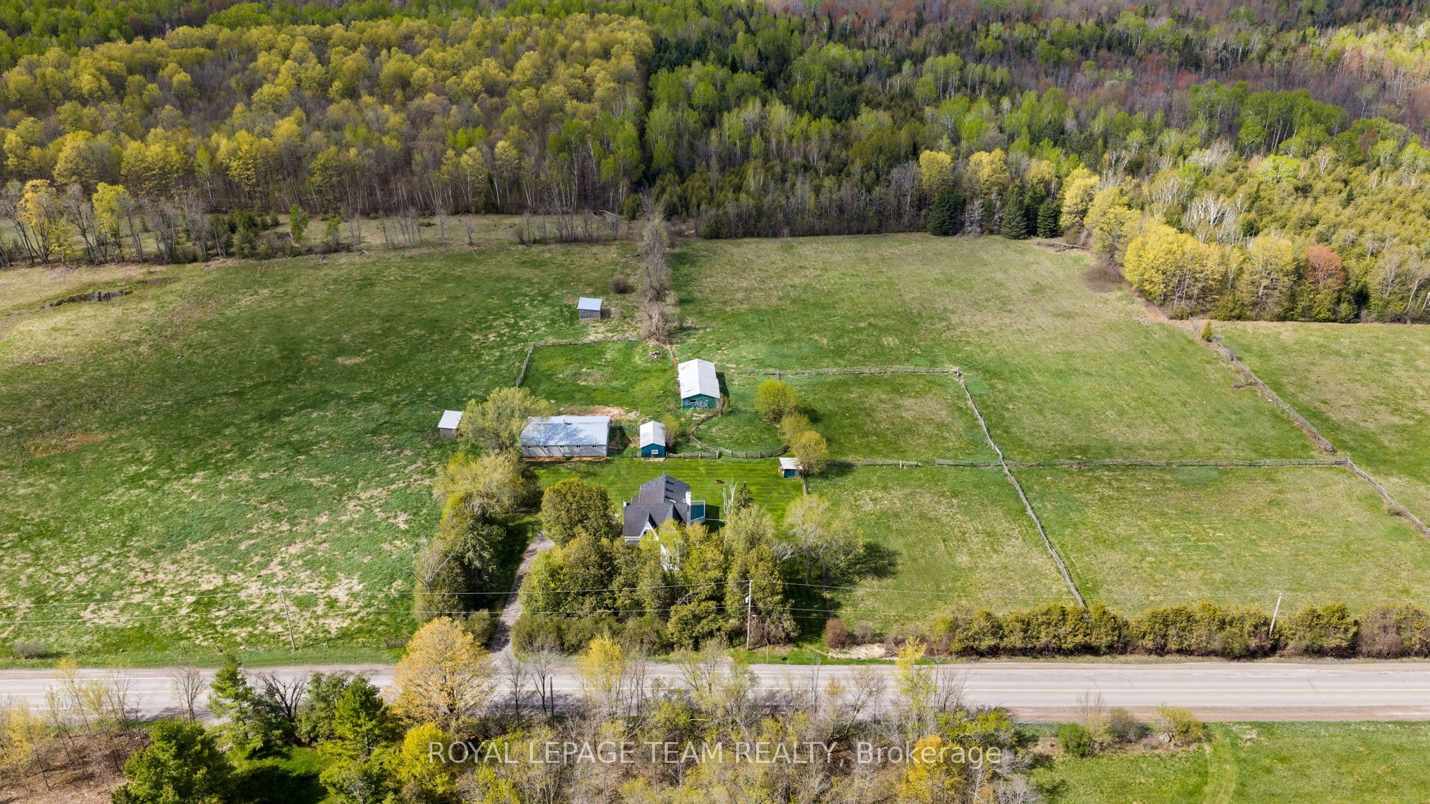 7232 Malakoff Road photo 1