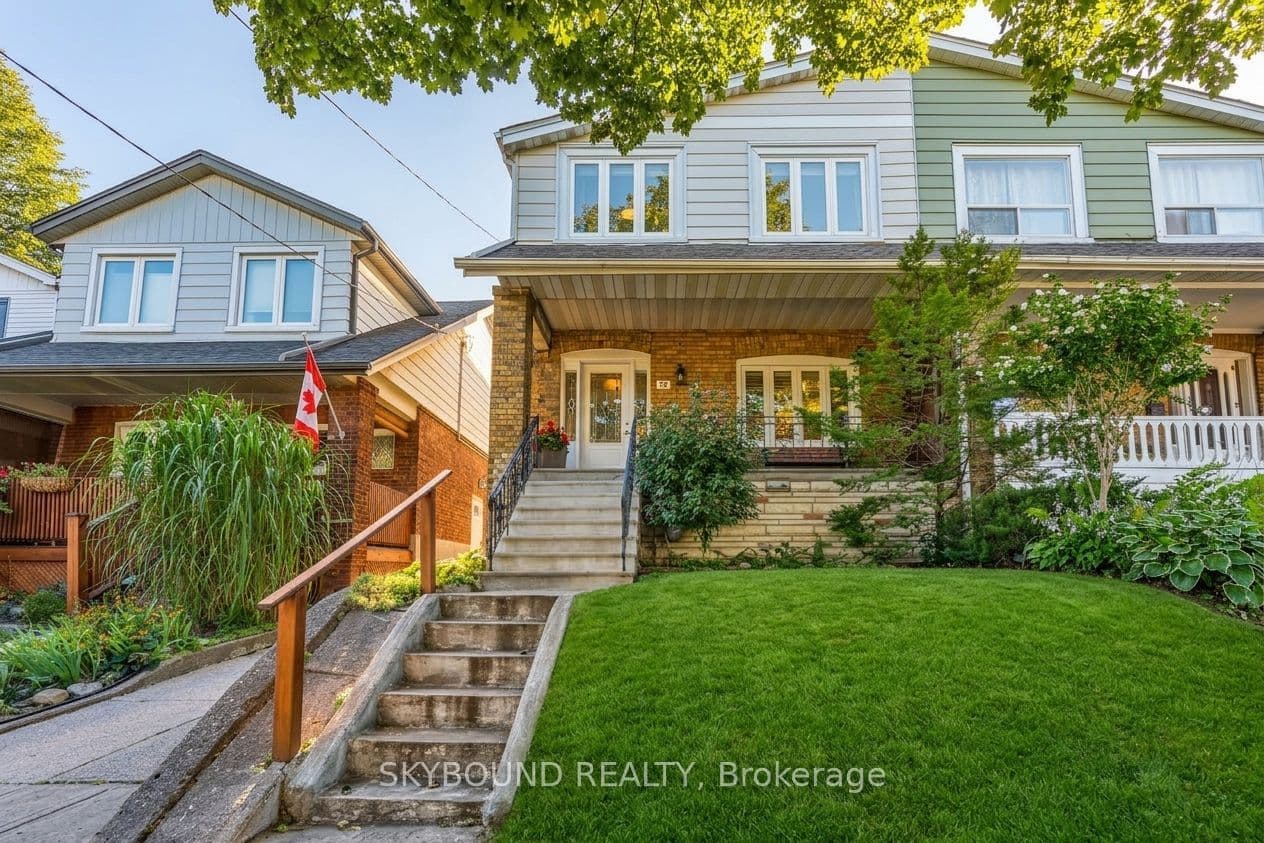 30 Woodmount Avenue photo 1