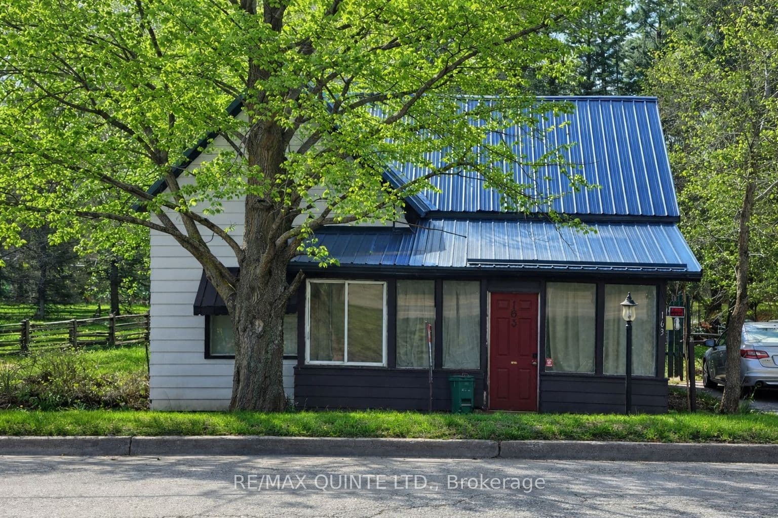 163 Main Street photo 1