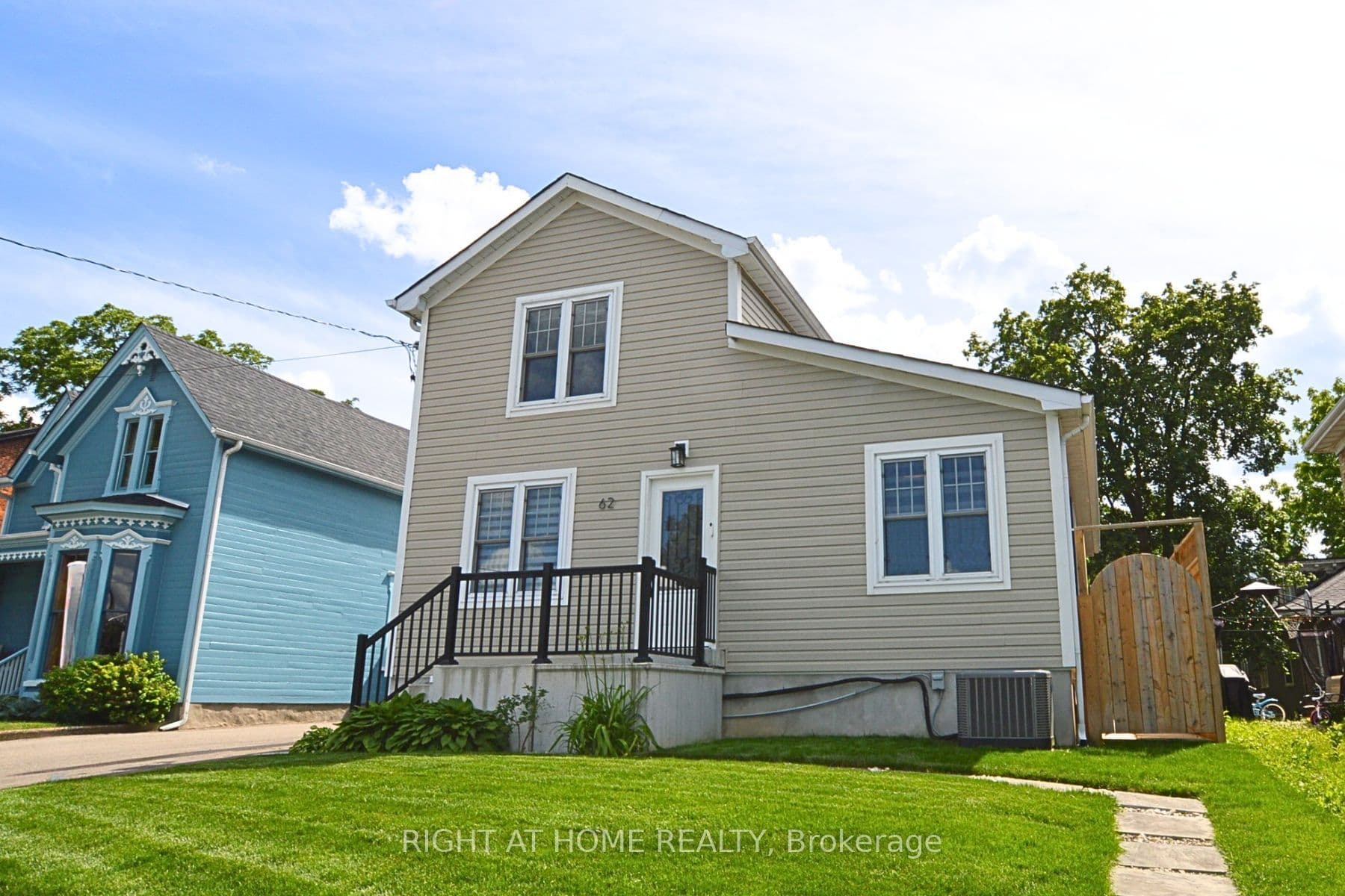 62 Charles Street photo 1