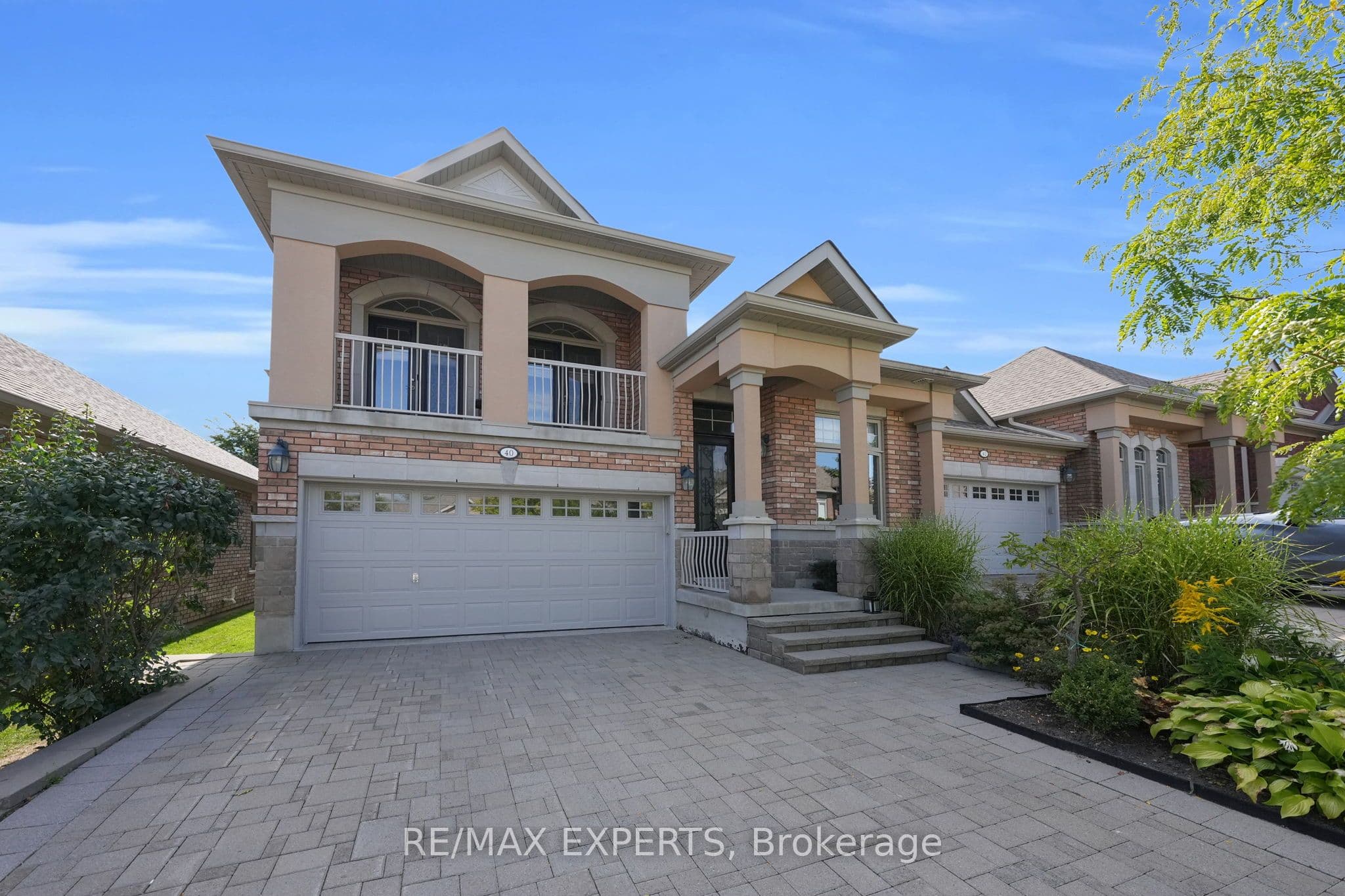 40 Hillcrest Drive photo 1