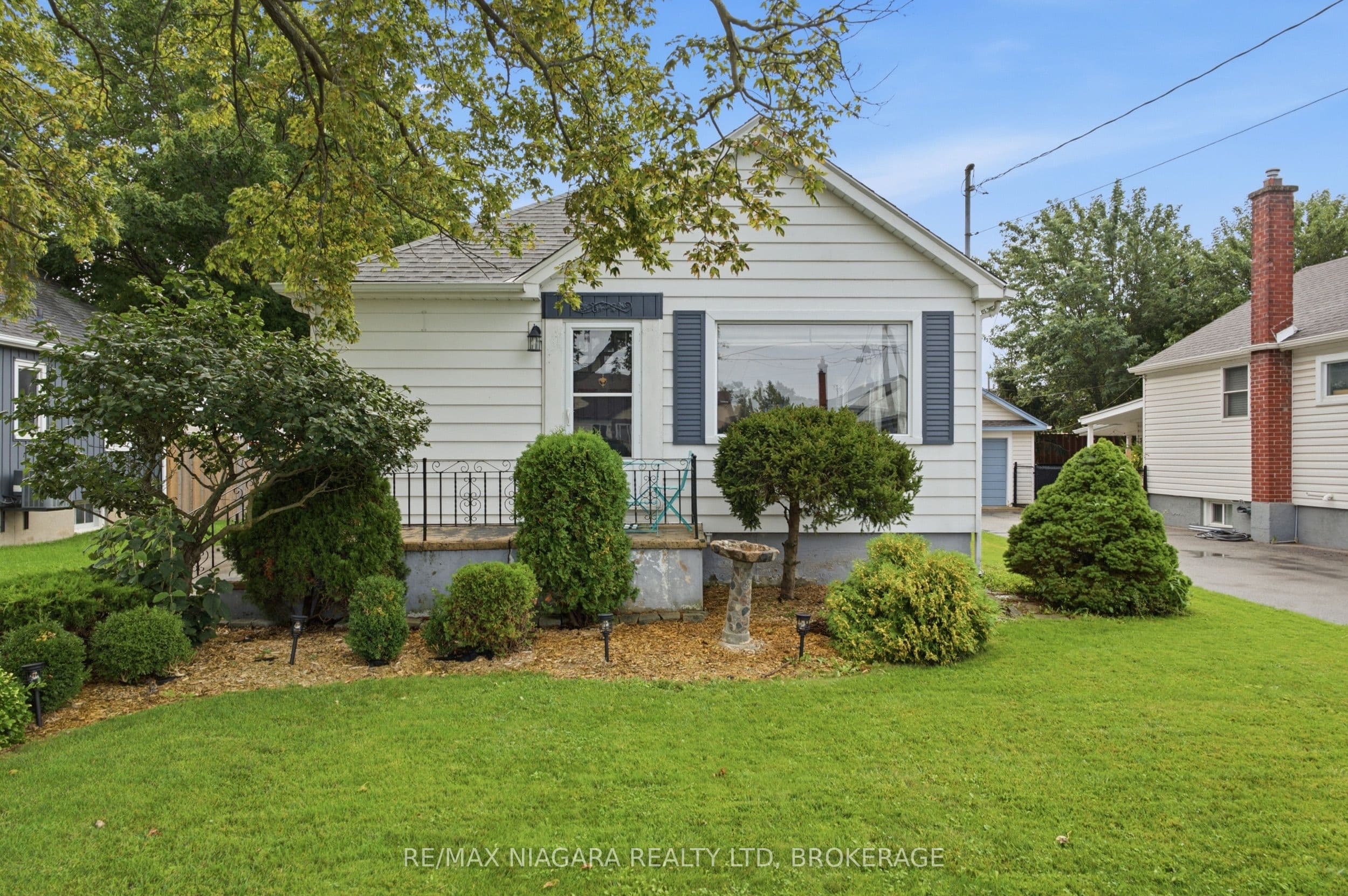 222 NEFF Street photo 1