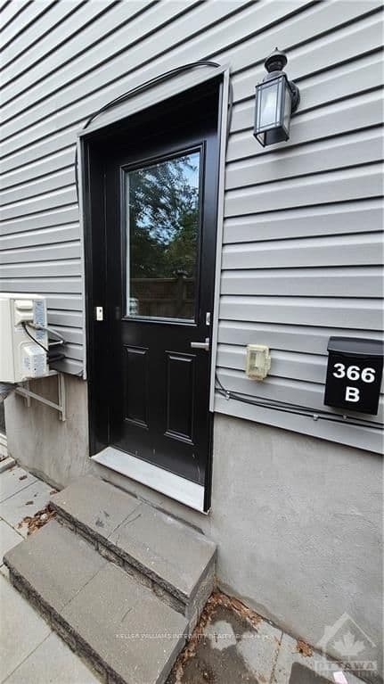 Unit B 366 FULLERTON Avenue photo 1