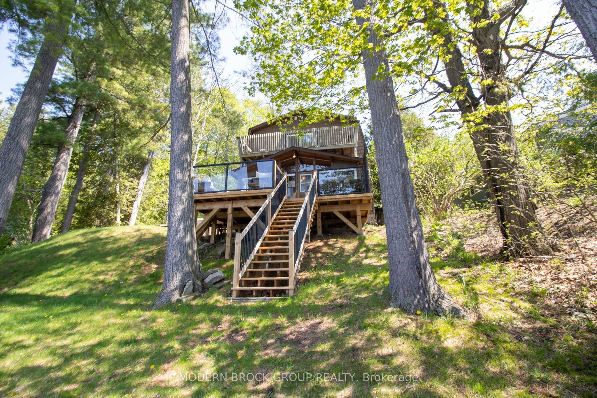 736 Cedar Park Lane photo 1