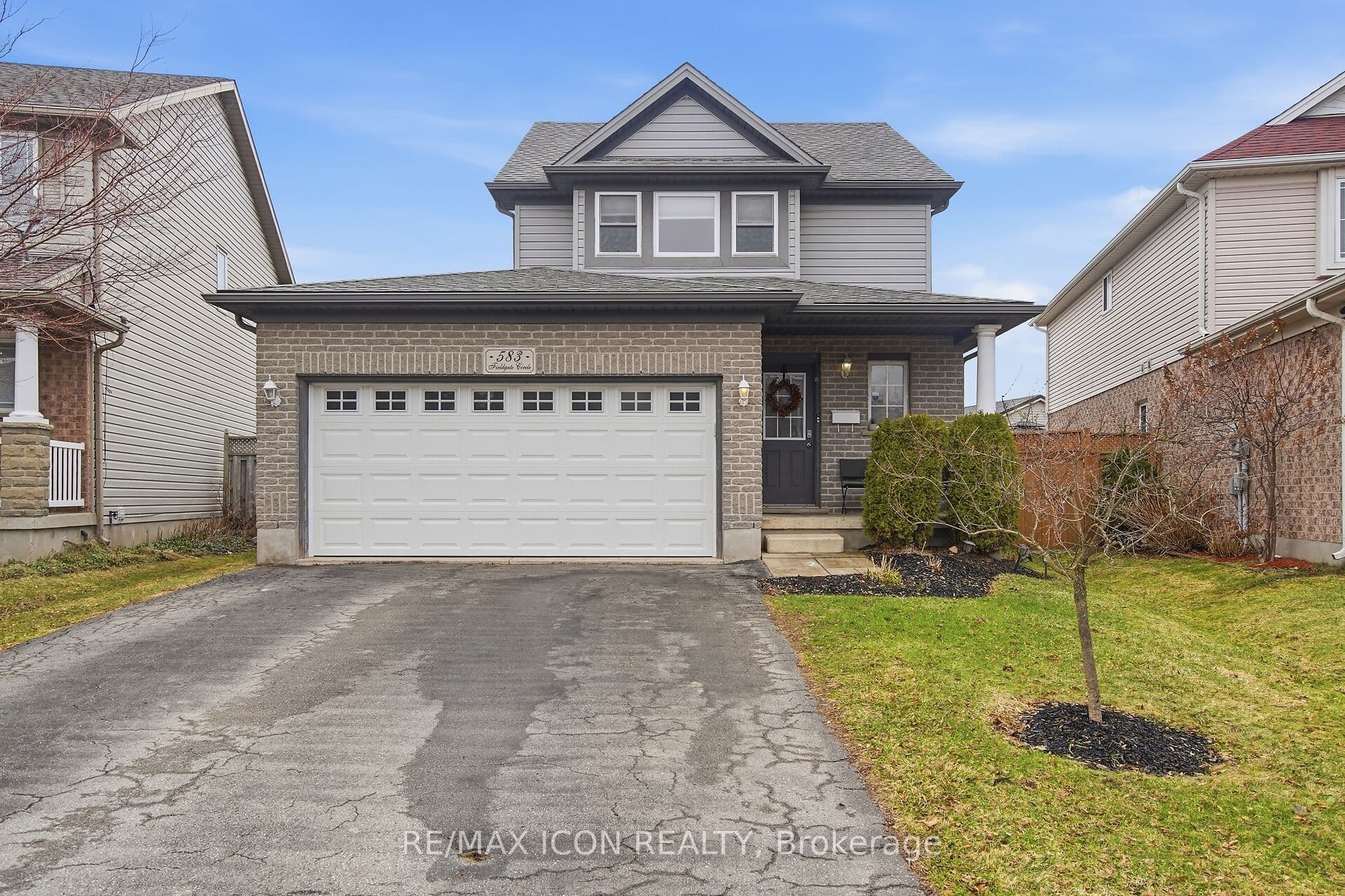 583 Fieldgate Circle photo 1