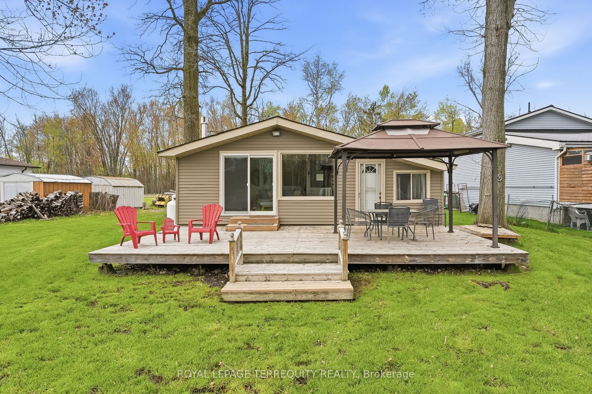 49 River Road photo 1