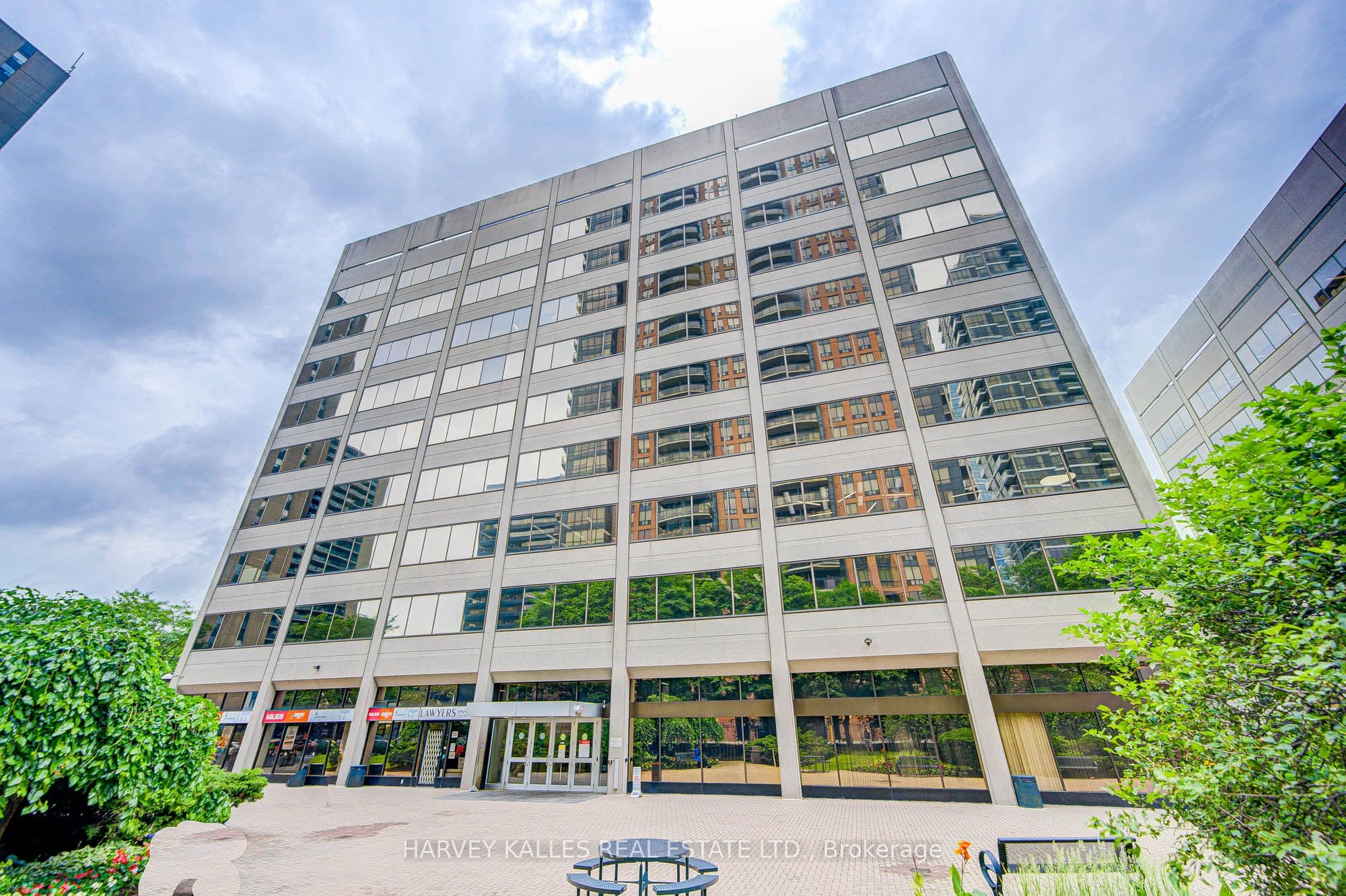 Unit 908 45 Sheppard Avenue photo 1