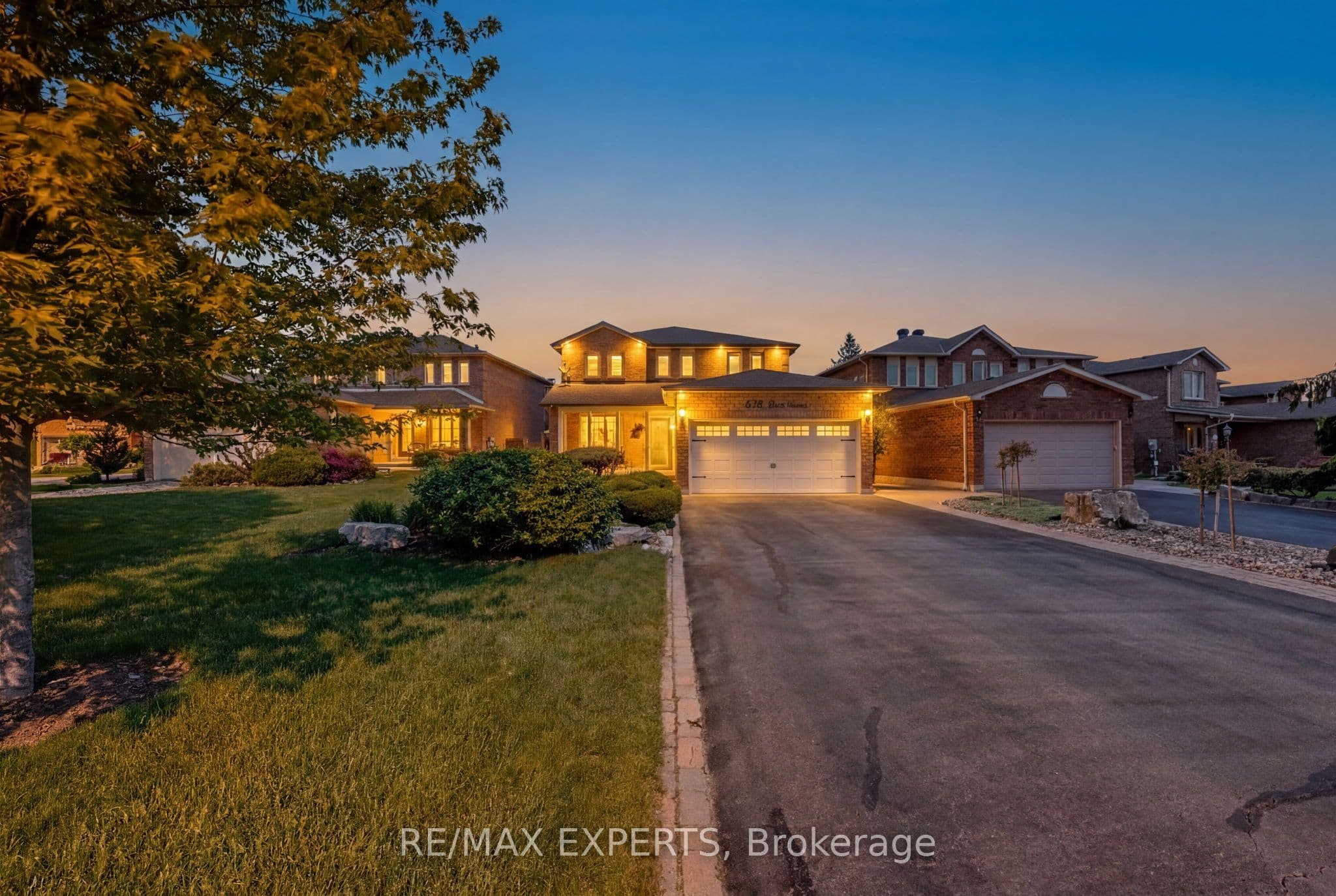 54 De Rose Avenue photo 1