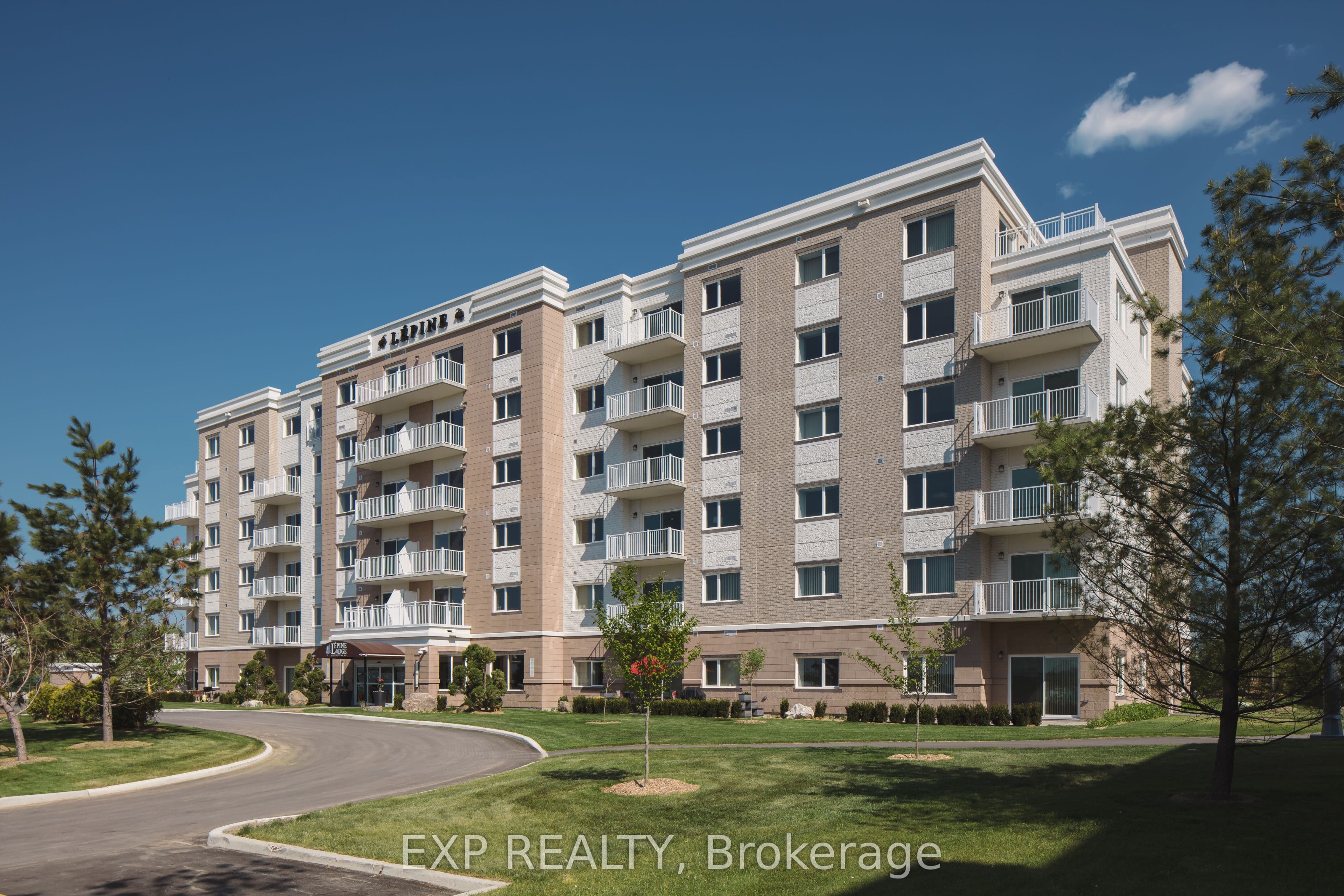 Unit E215 459 BARNET Boulevard photo 1