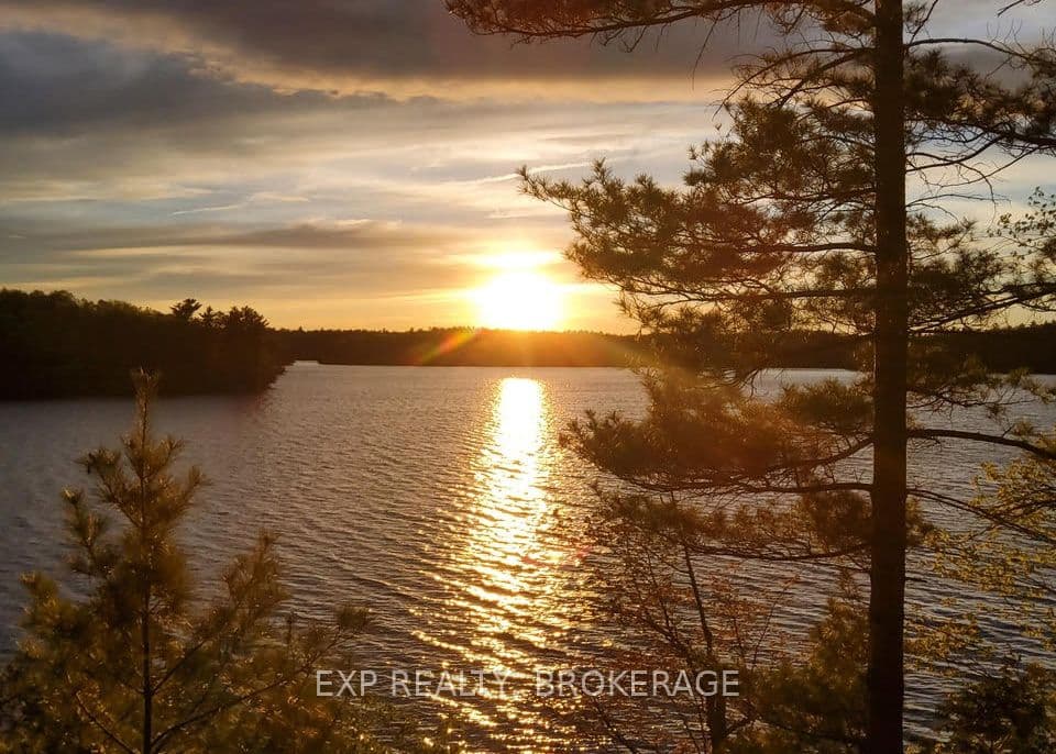 7 Overlook Lane photo 1