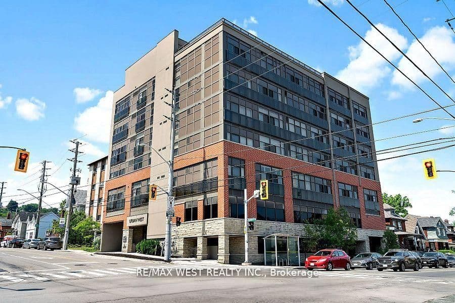 Unit 406 427 Aberdeen Avenue photo 1
