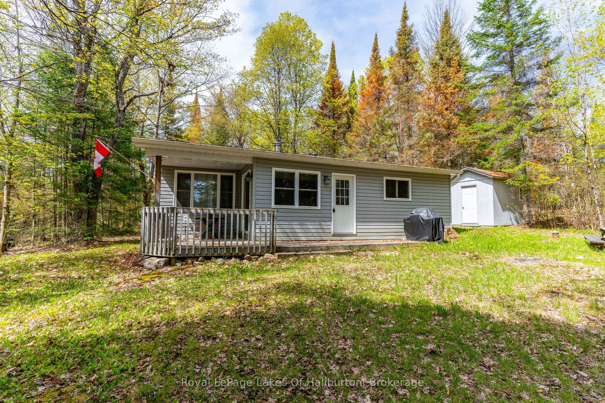 1099 Yellow Rock Drive photo 1