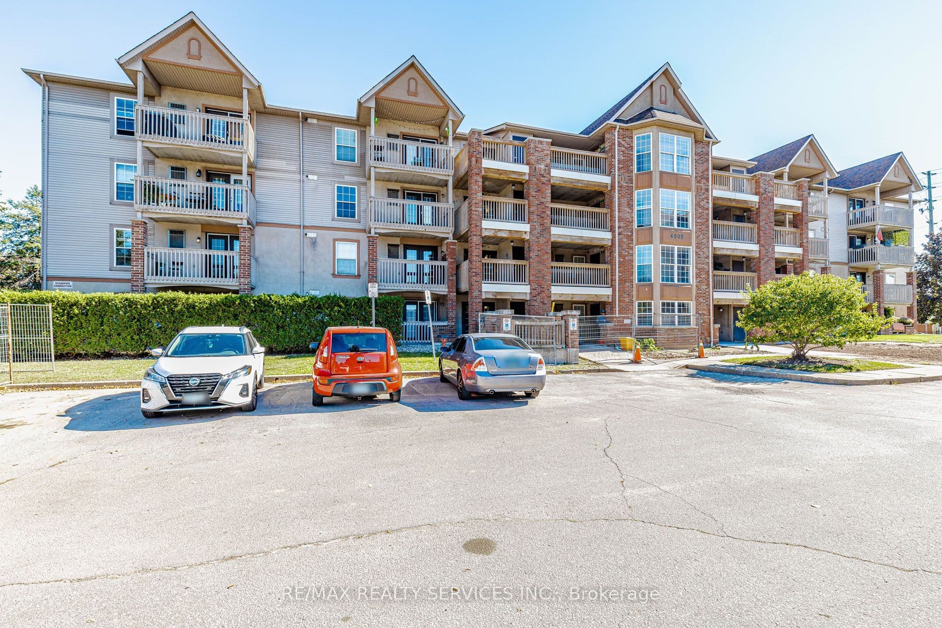 Unit 310 4005 Kilmer Drive photo 1