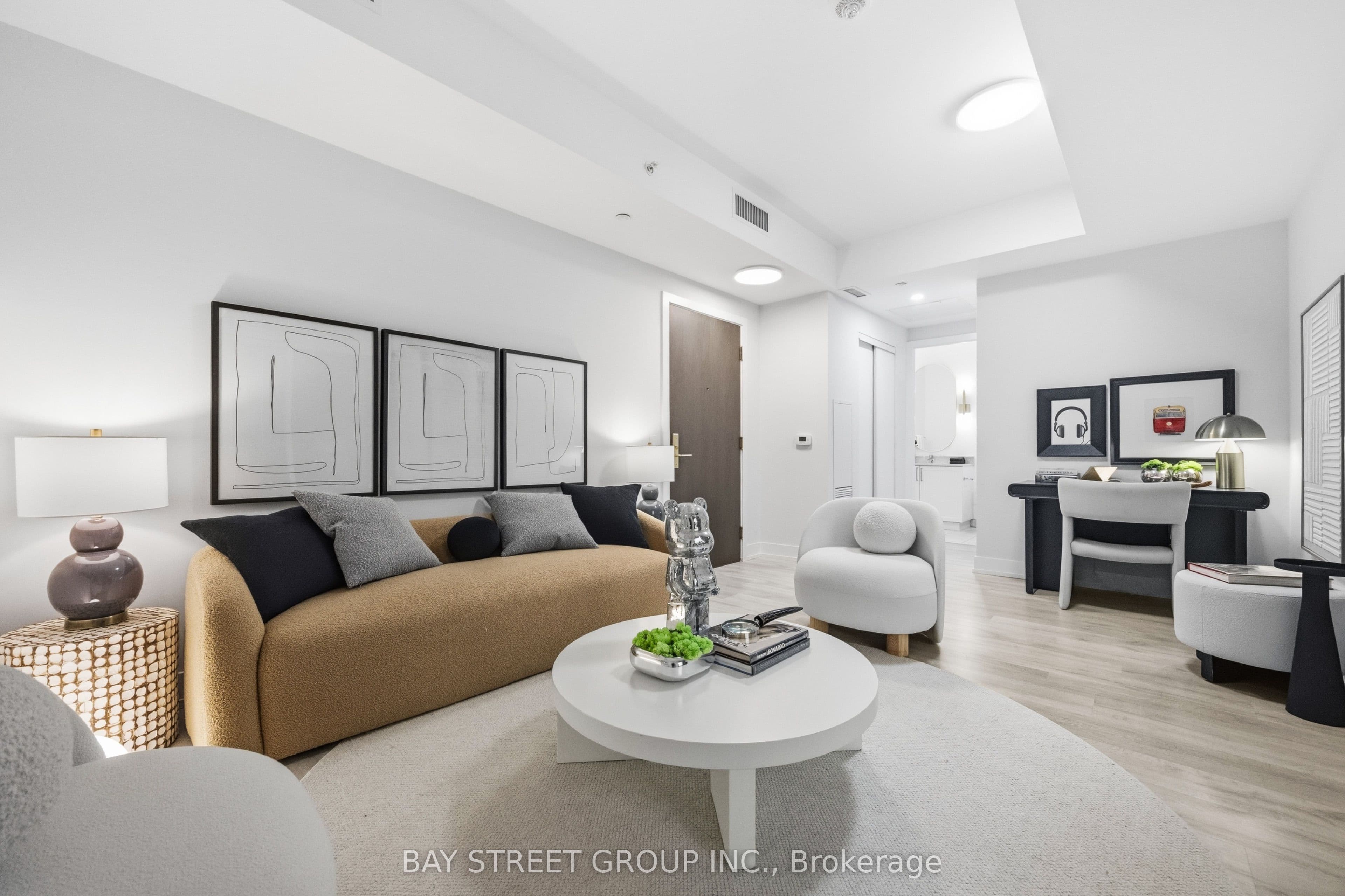 Unit 505W 268 Buchanan Drive photo 1
