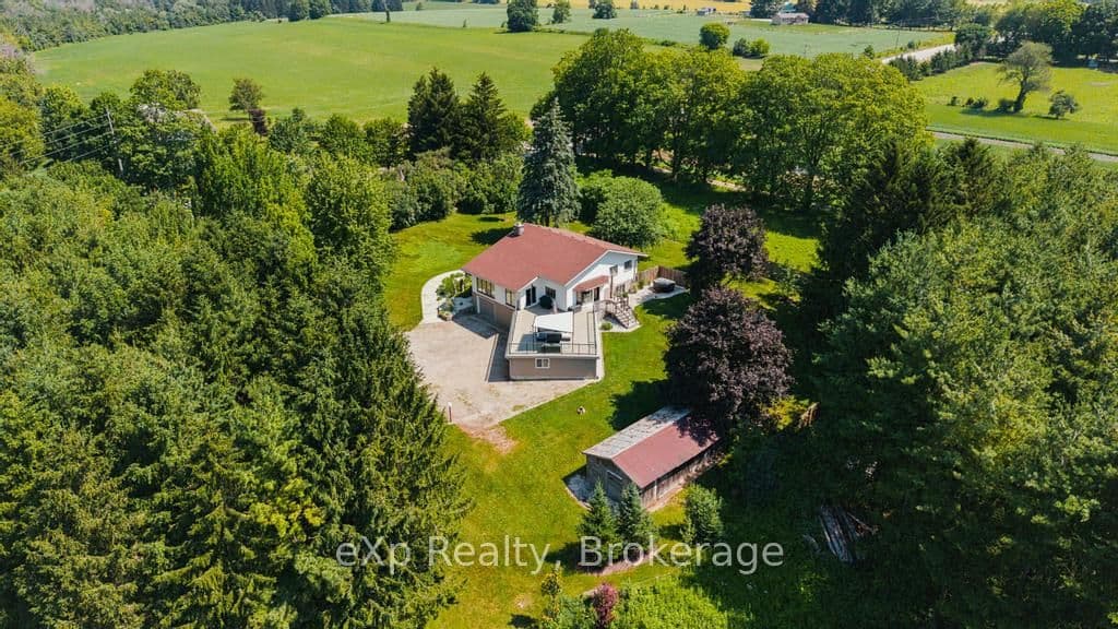 40481 HOWICK-TURNBERRY Road photo 1