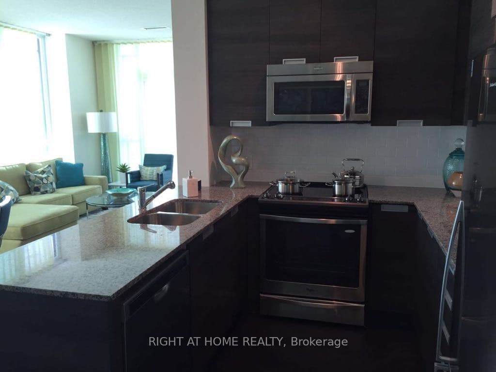 Unit 1407 5025 Four Springs Avenue photo 1