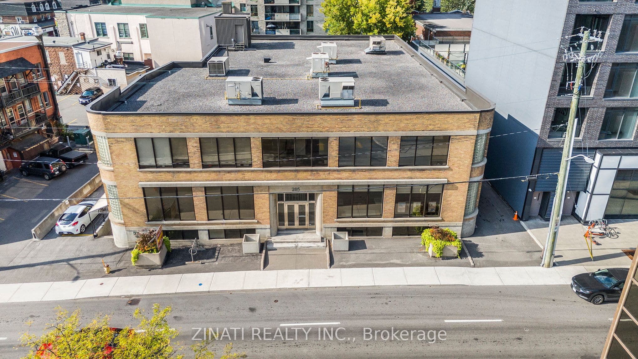 Unit LL 205 Catherine Street photo 1