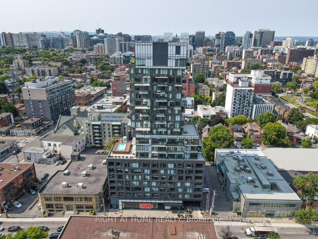 Unit 2002 203 Catherine Street photo 1