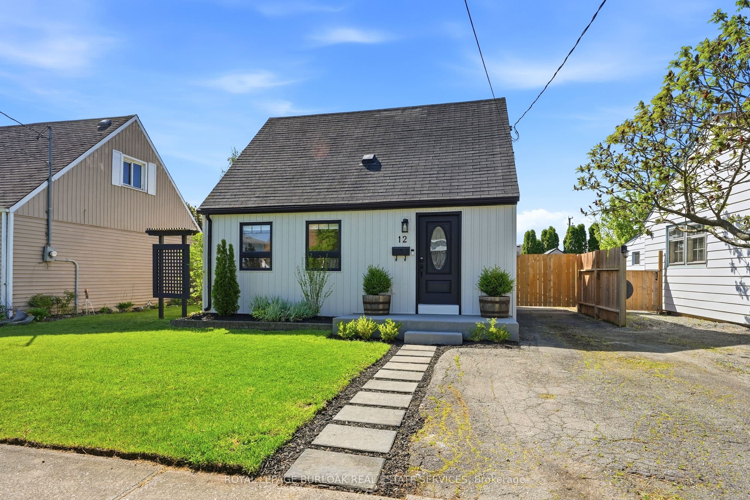 12 Beverly Street photo 1