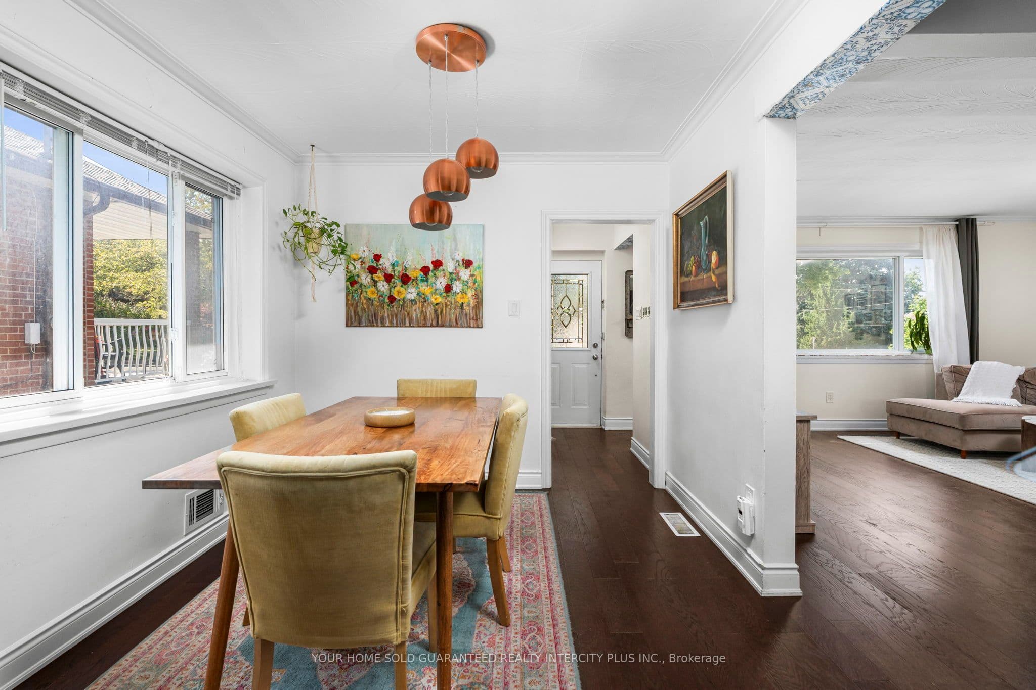 30 Garside Crescent photo 1
