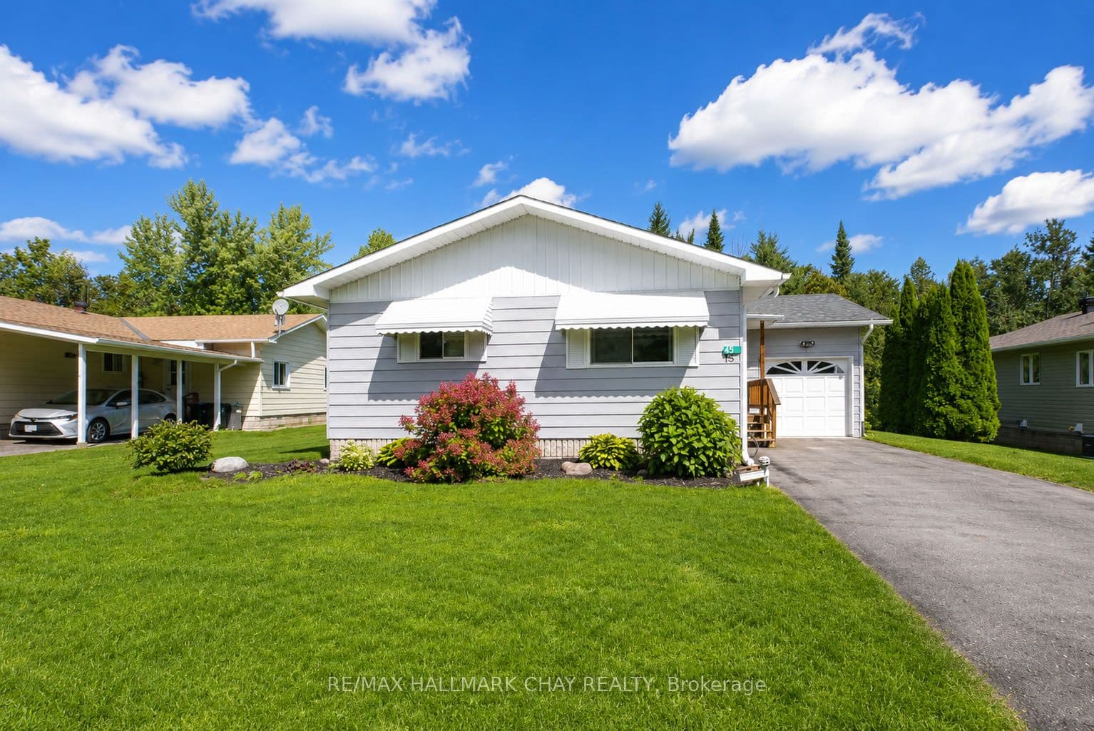 45 Tamarack Drive photo 1