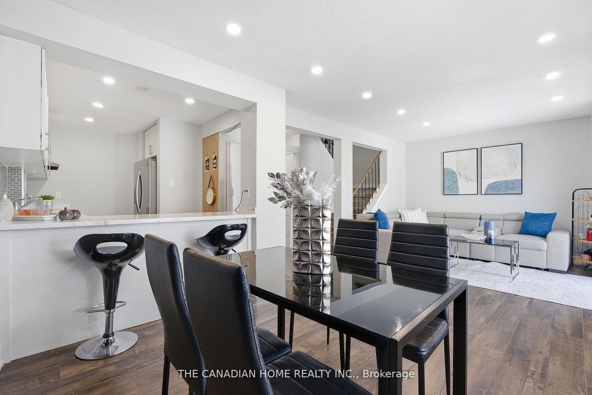 22 Hindquarter Court photo 1