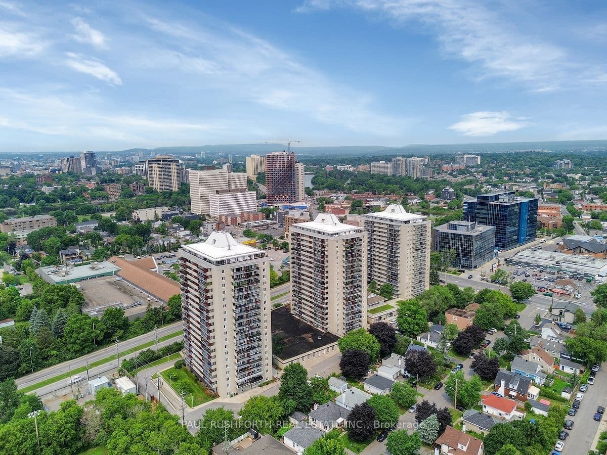 Unit 1905 158 B Mcarthur Avenue photo 1
