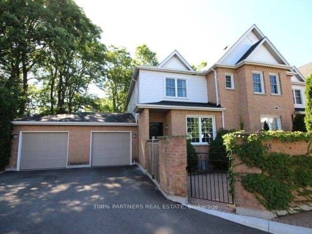 Unit 34 1570 Richmond Street photo 1