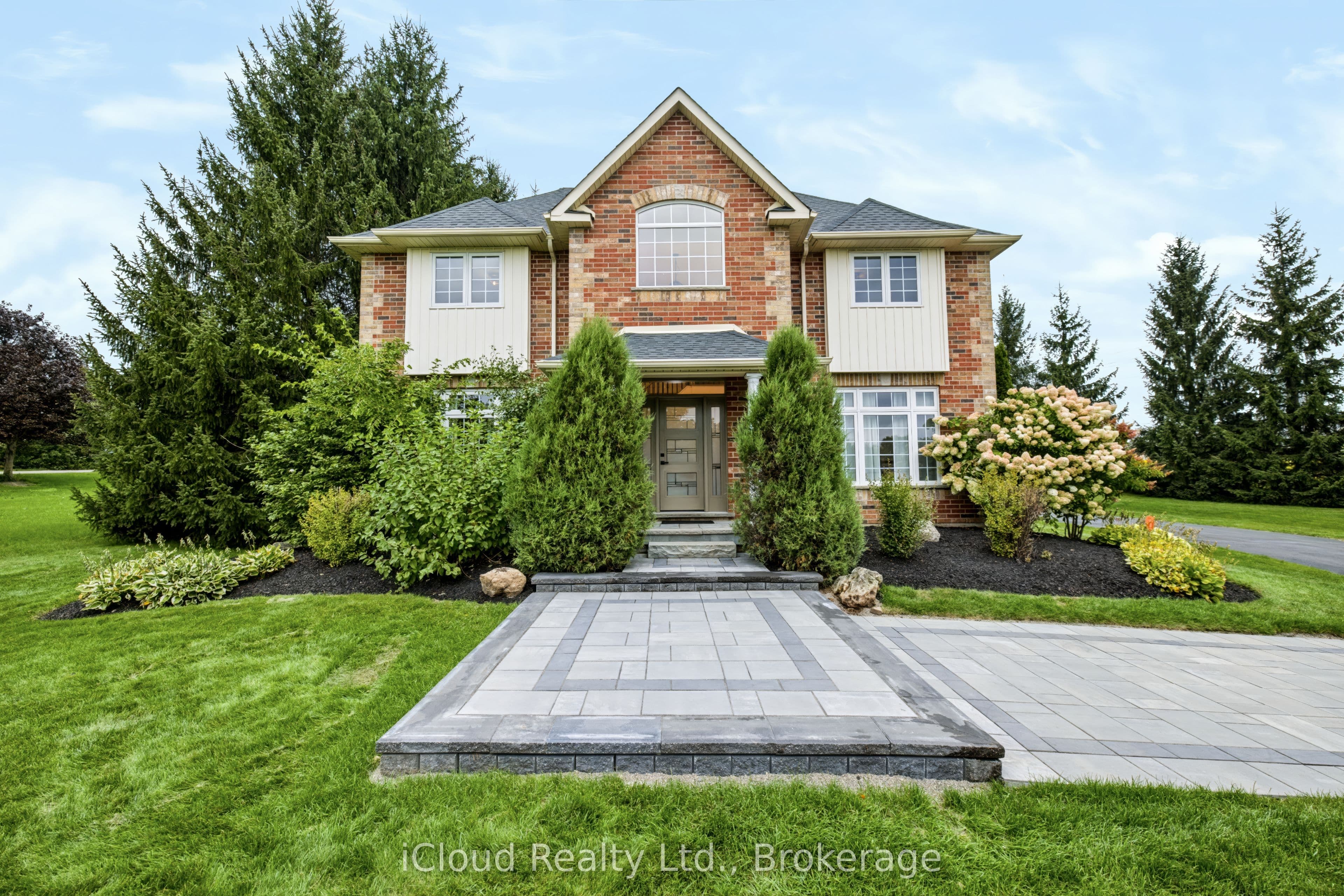 41 Woodland Drive photo 1