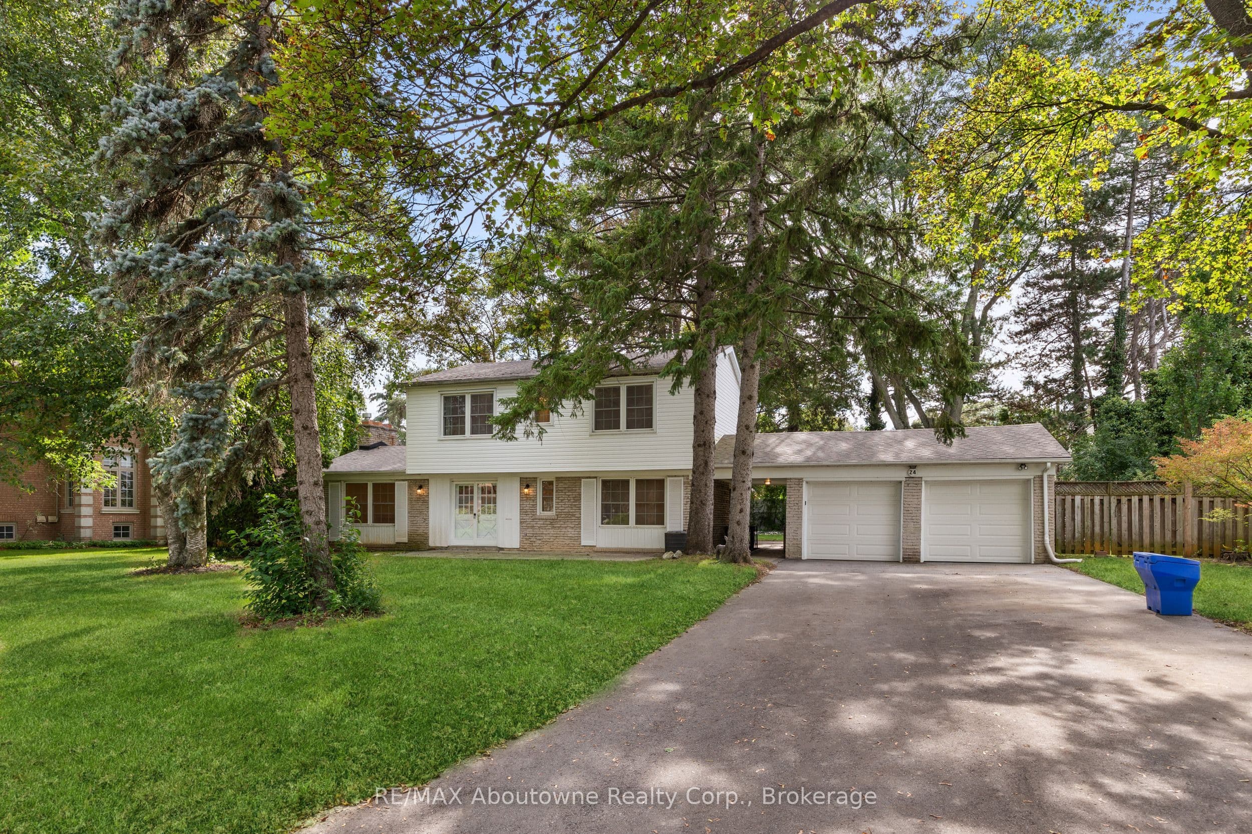 24 Valloncliffe Road photo 1
