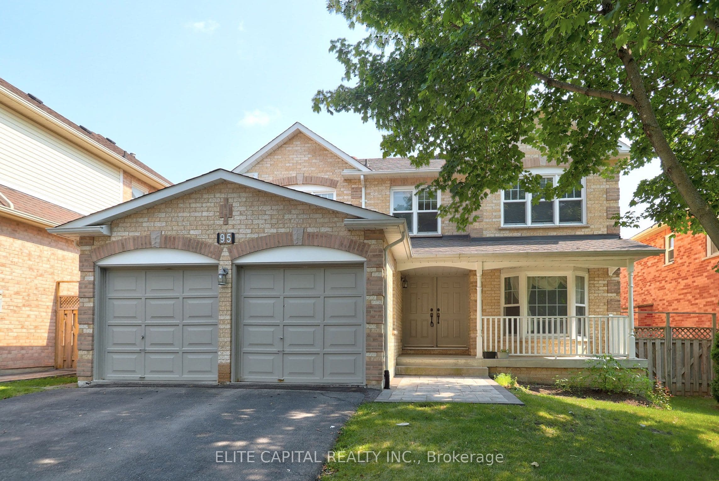95 Paddock Lane photo 1