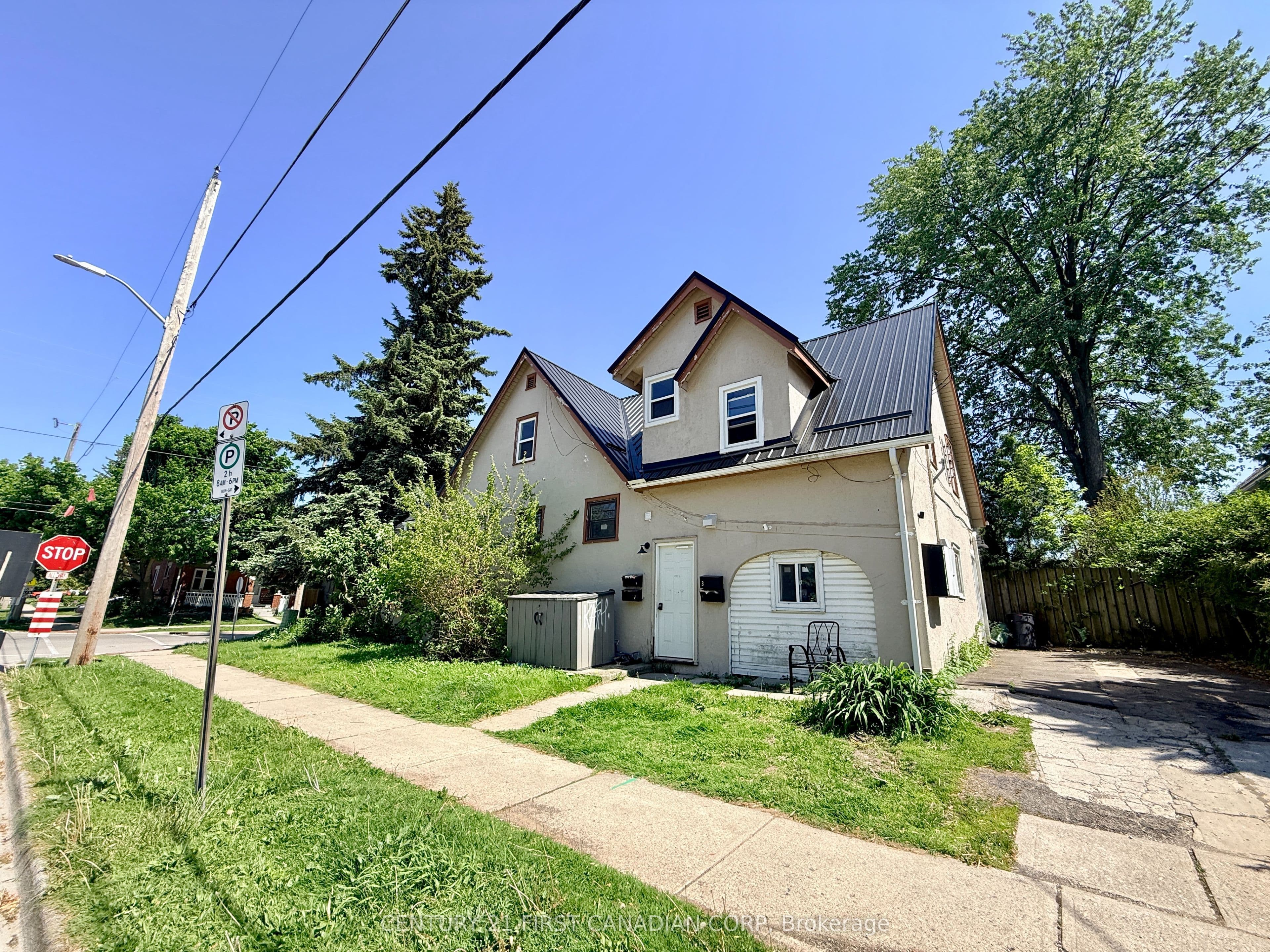 Unit #1 363 Ashland Avenue photo 1