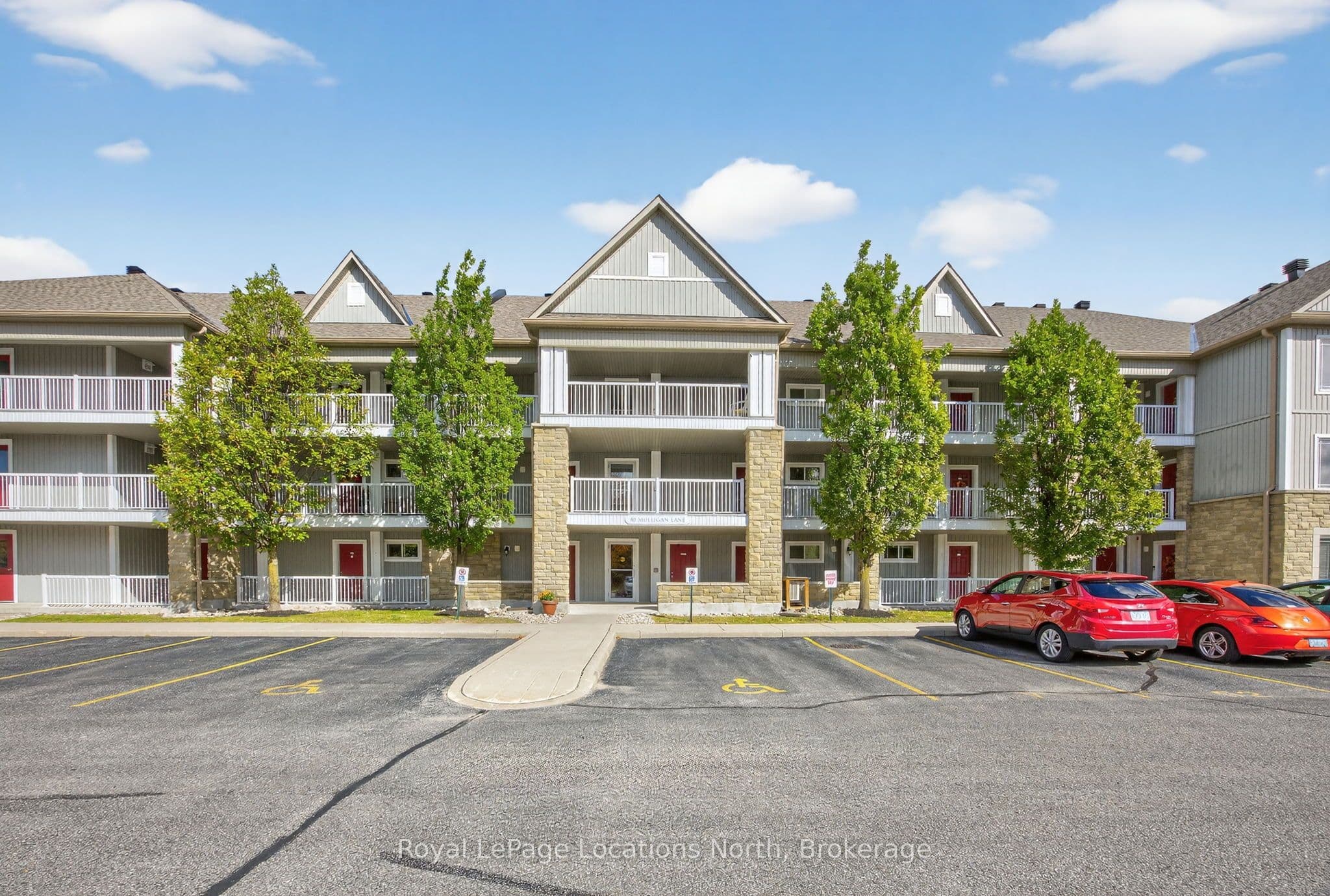 Unit 205 40 Mulligan Lane photo 1