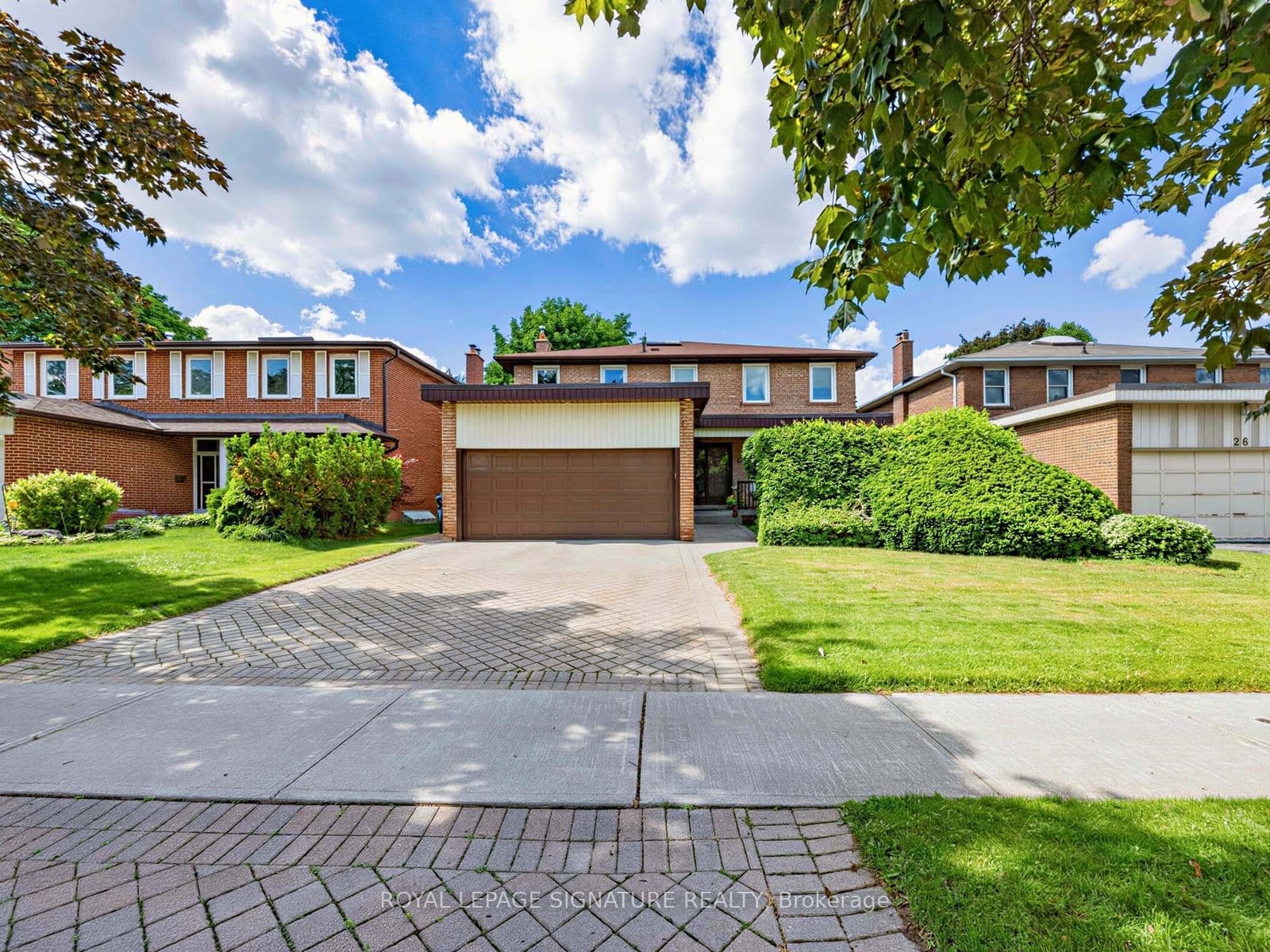 24 Rockland Drive photo 1
