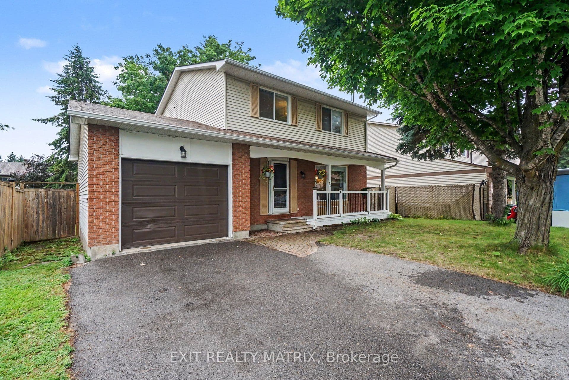 30 Bartley Crescent photo 1