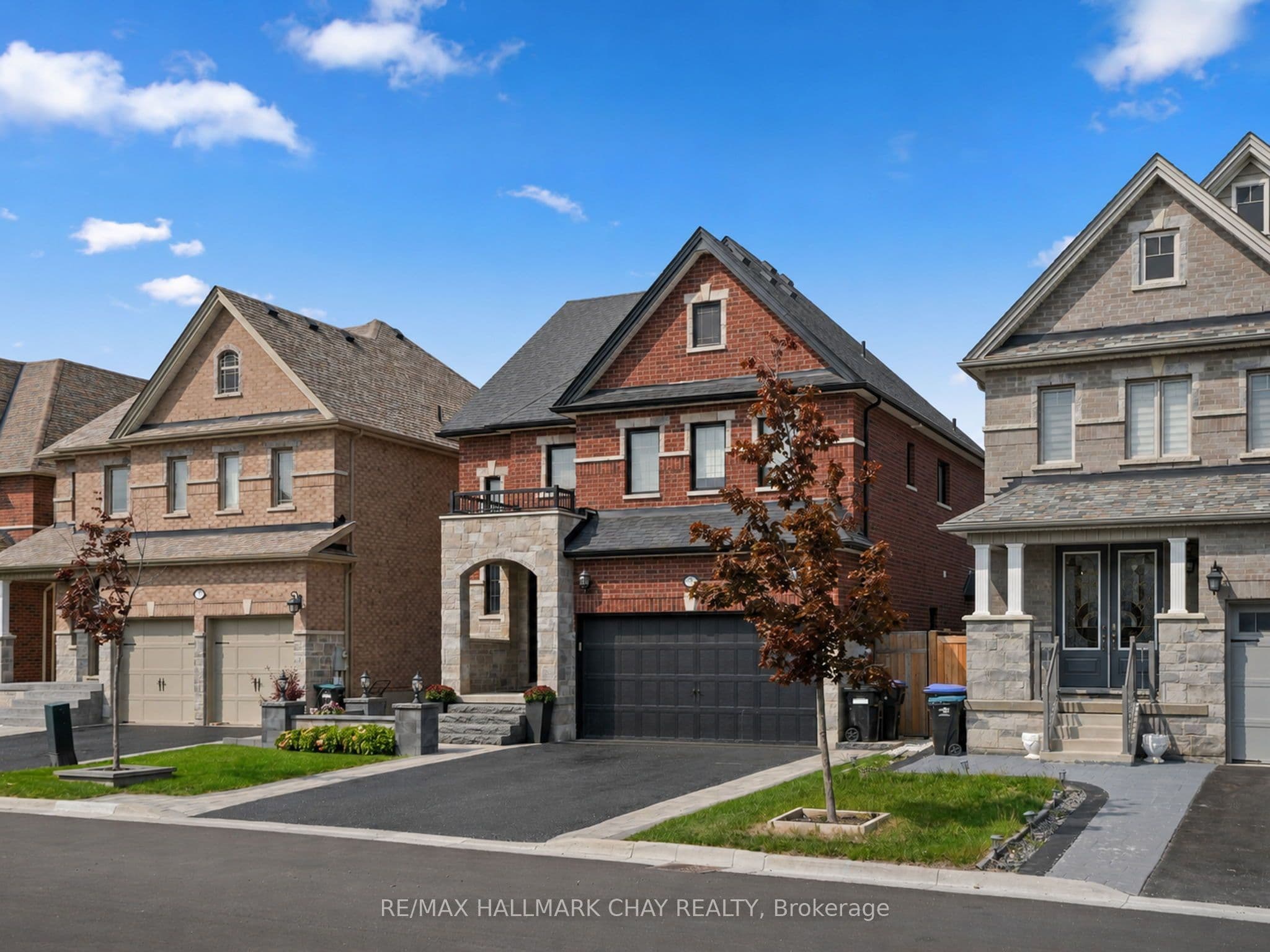 80 Holt Drive photo 1