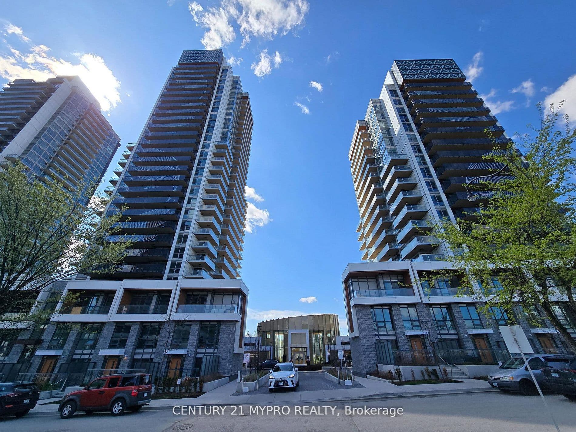 Unit 1806 27 Mcmahon Drive photo 1