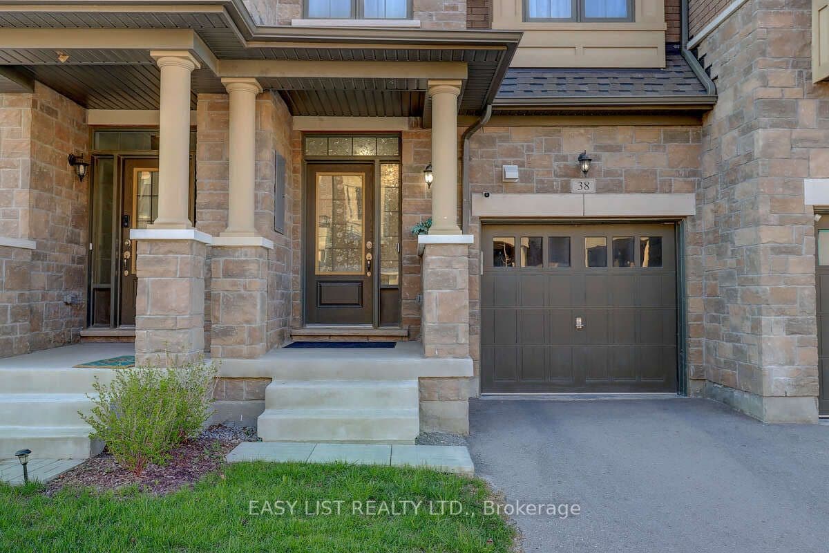 38 Hallmark Way photo 1